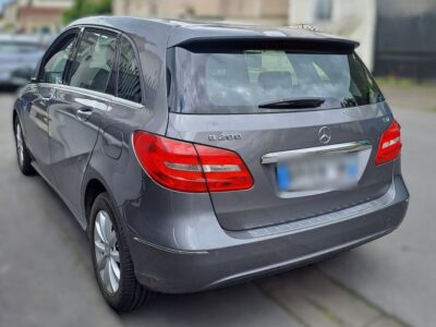 Mercedes-Benz B200 CDI (17000 )