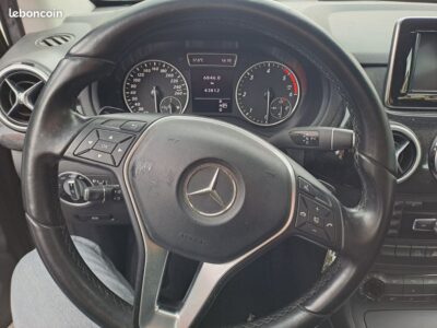 Mercedes-Benz B200 CDI (17000 )