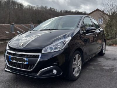 Vente PEUGEOT 208 SIGNATURE 2019 60 000km