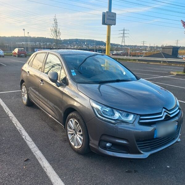 Citroën C4 Millénium juin 2015 56000kms