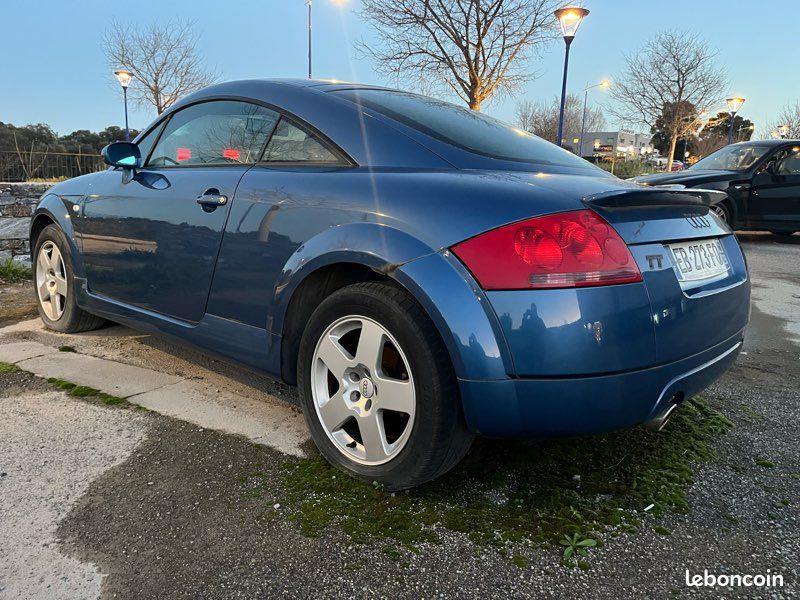 Audi tt pour pièce