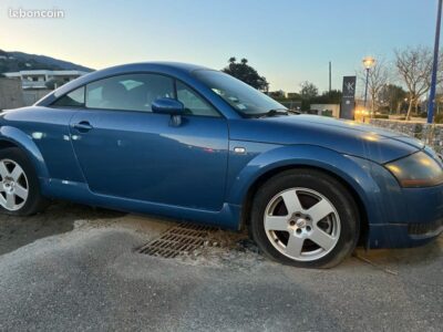 Audi tt pour pièce